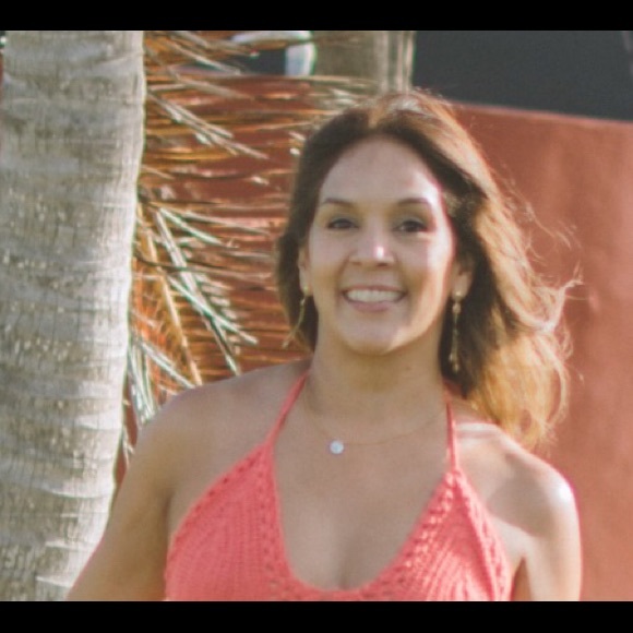 Meet your Posher, Sandra - Picture 2 of 2